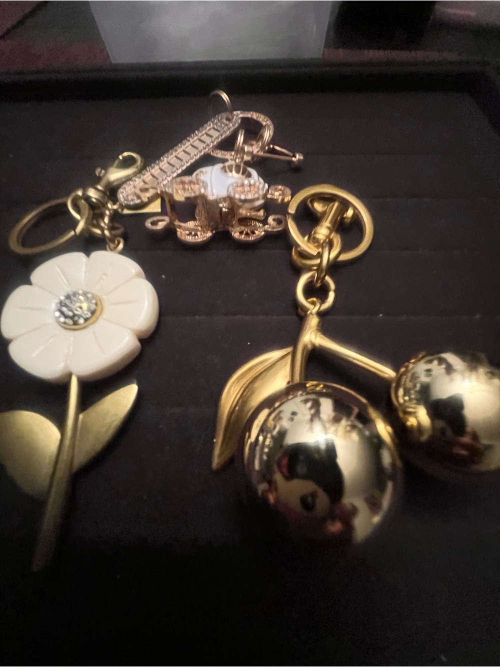 Gold Cherry & Cream Flower Keychain and Carriage keychain - Picture 3 of 6